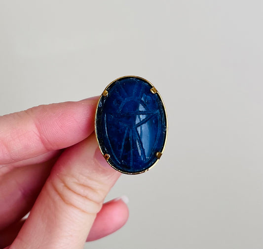 Bague amulette scarabée Lapis-lazuli