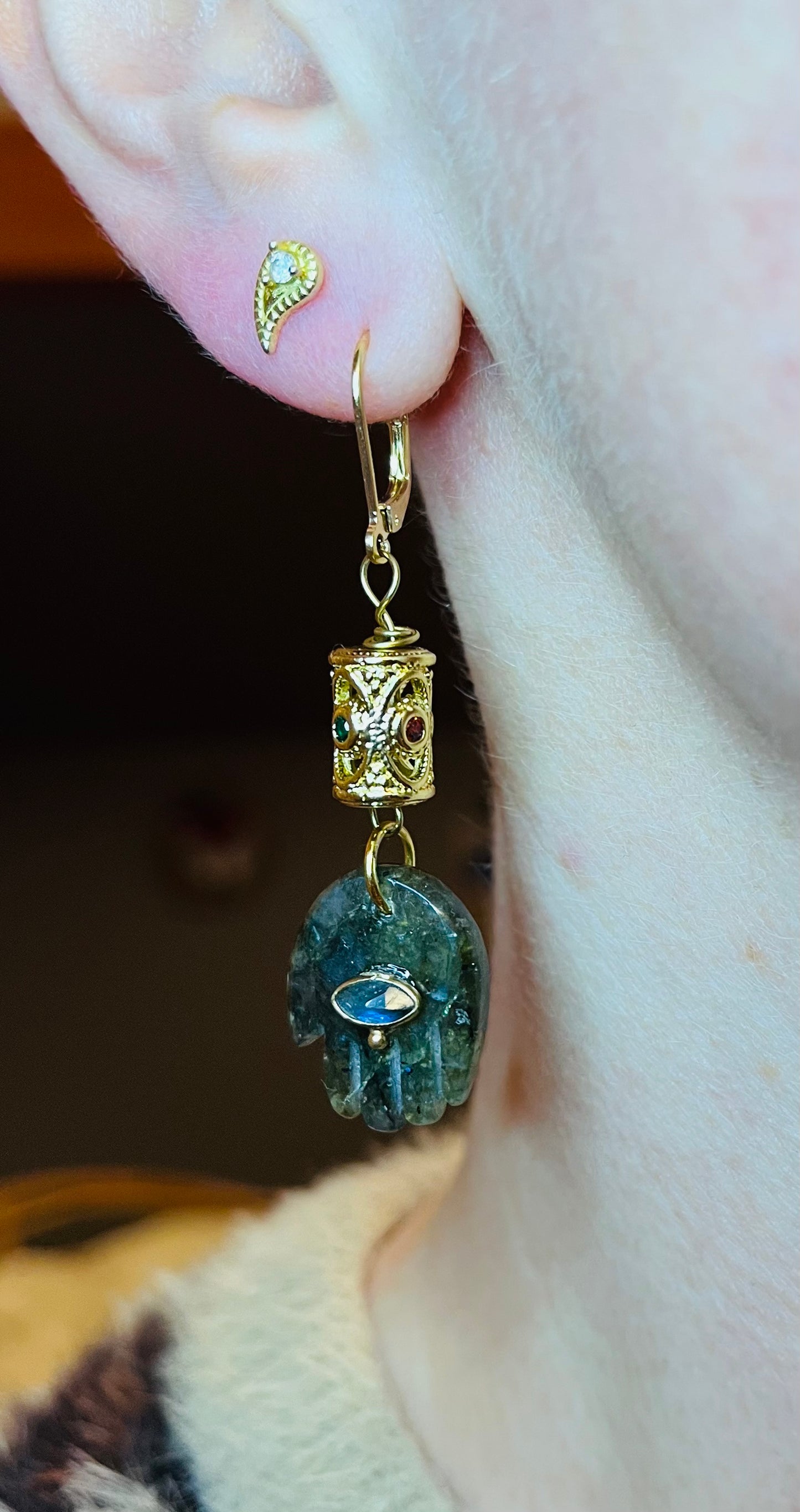 Mono loop grigri hand Labradorite