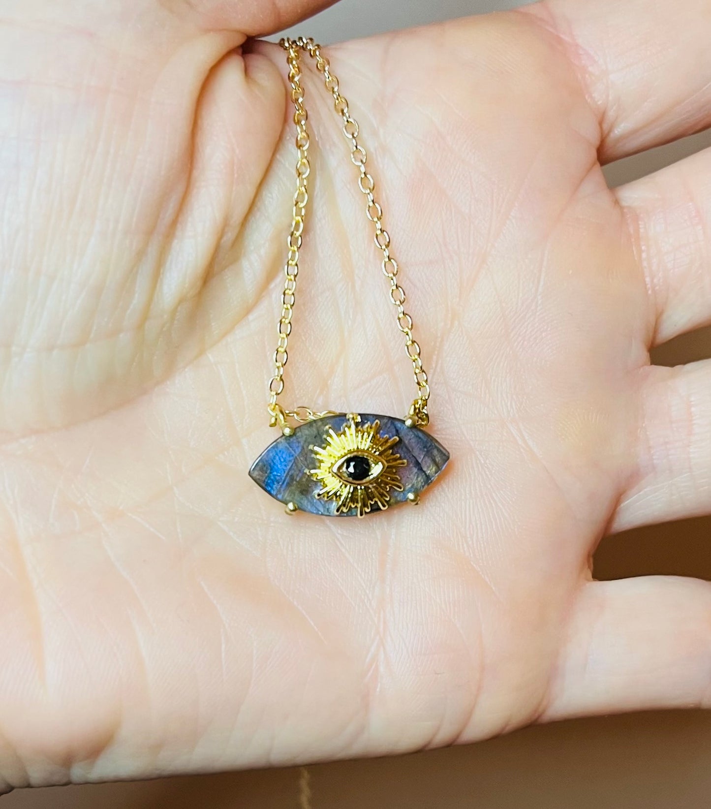 Collier amulette œil protecteur Labradorite
