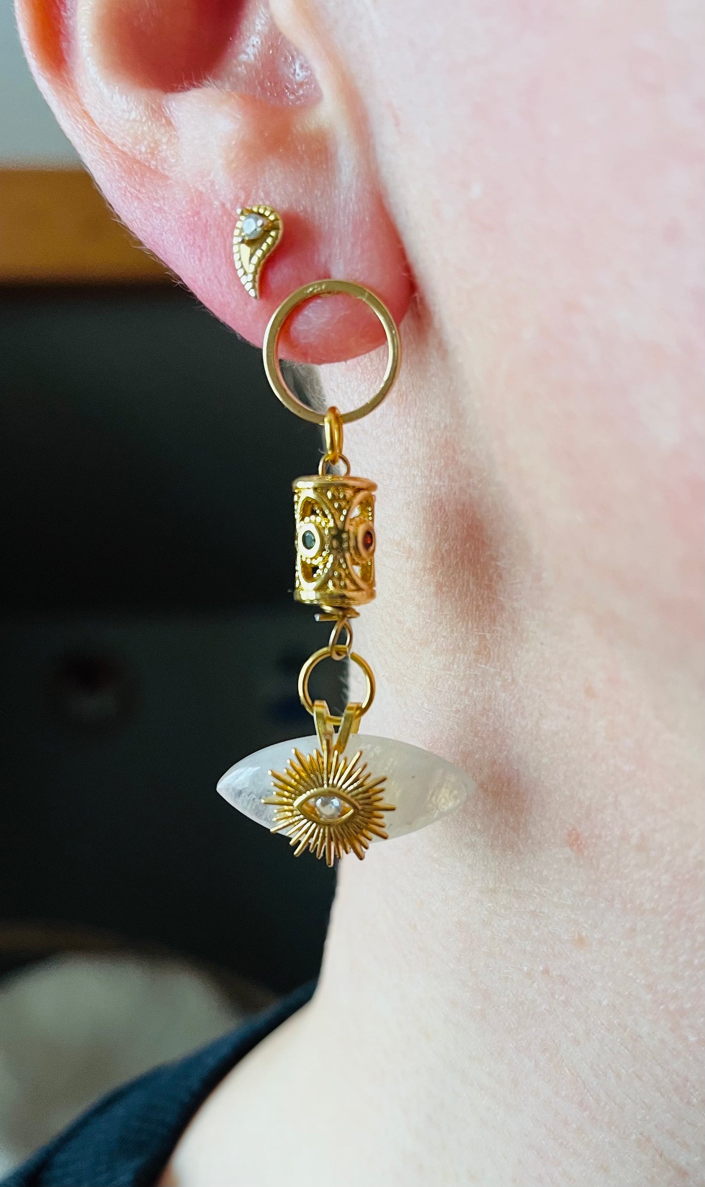 Mono boucle œil protecteur Pierre de Lune