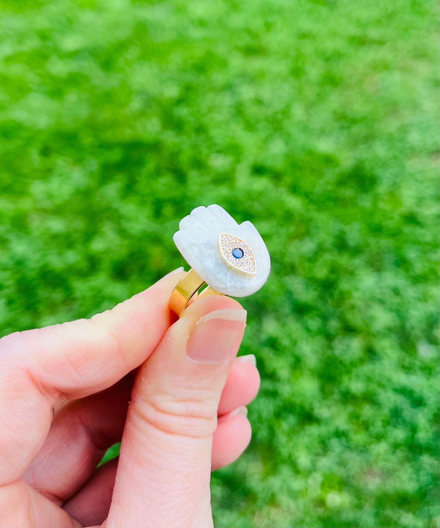 Bague main protectrice Pierre de Lune