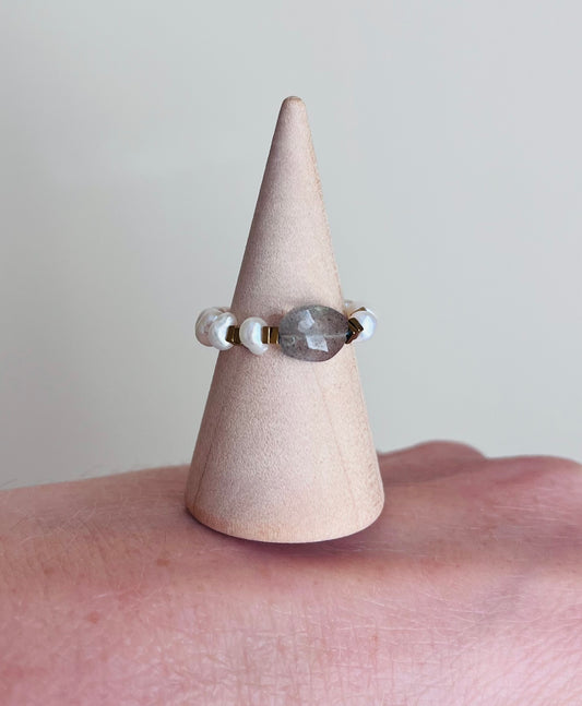 Bague Perles d’eau douce et Labradorite