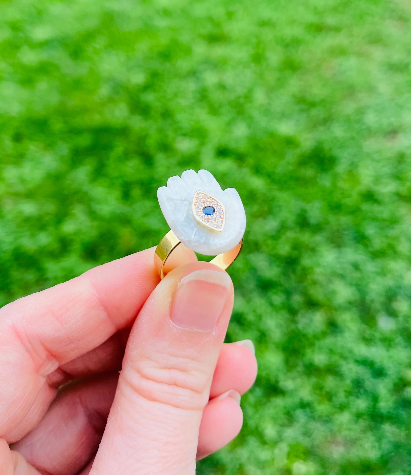 Bague main protectrice Pierre de Lune