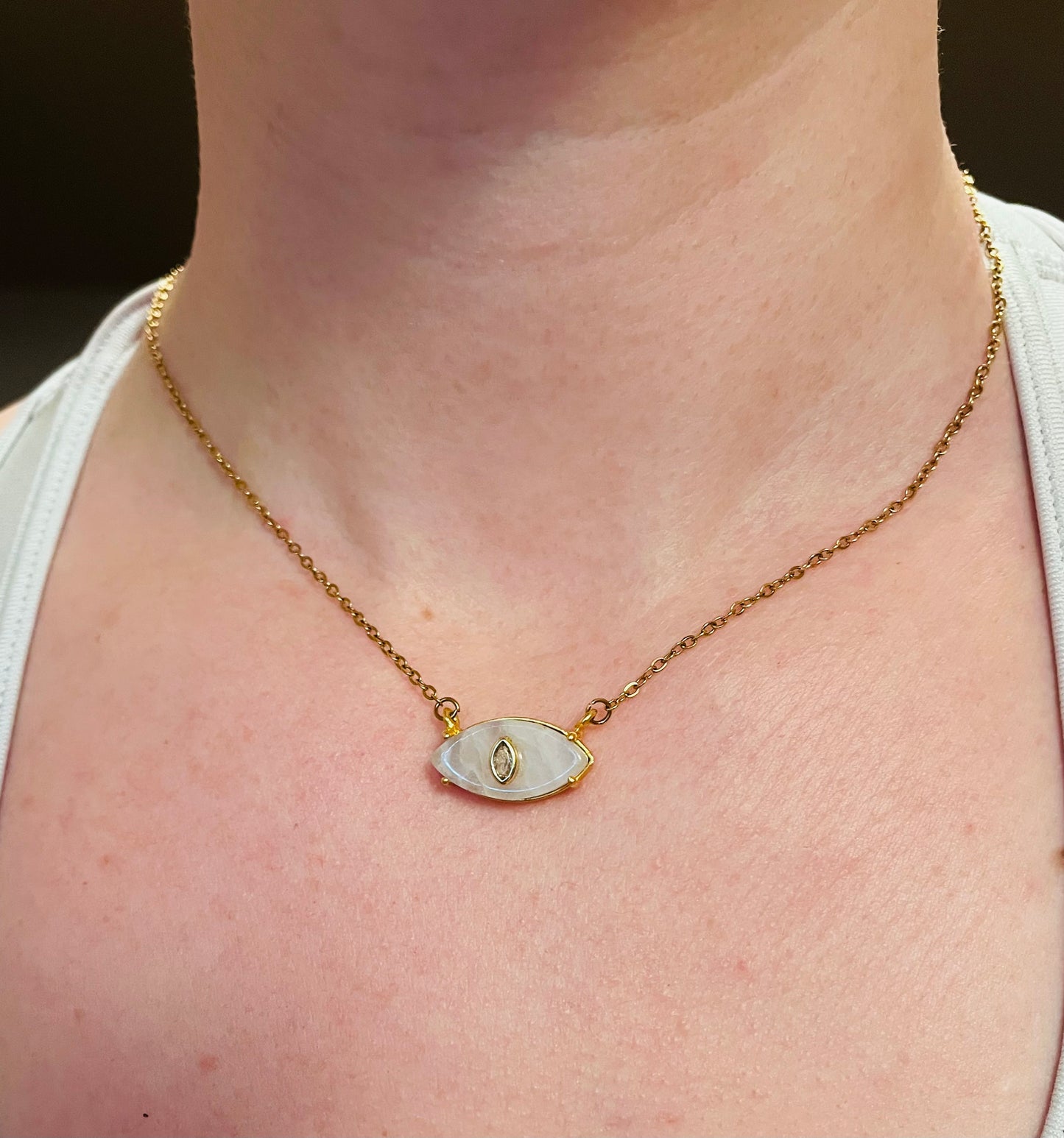 Collier talisman œil protecteur Pierre de Lune