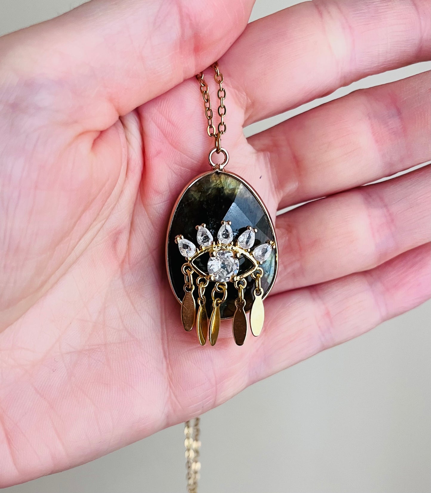 Collier sautoir talisman protecteur Labradorite