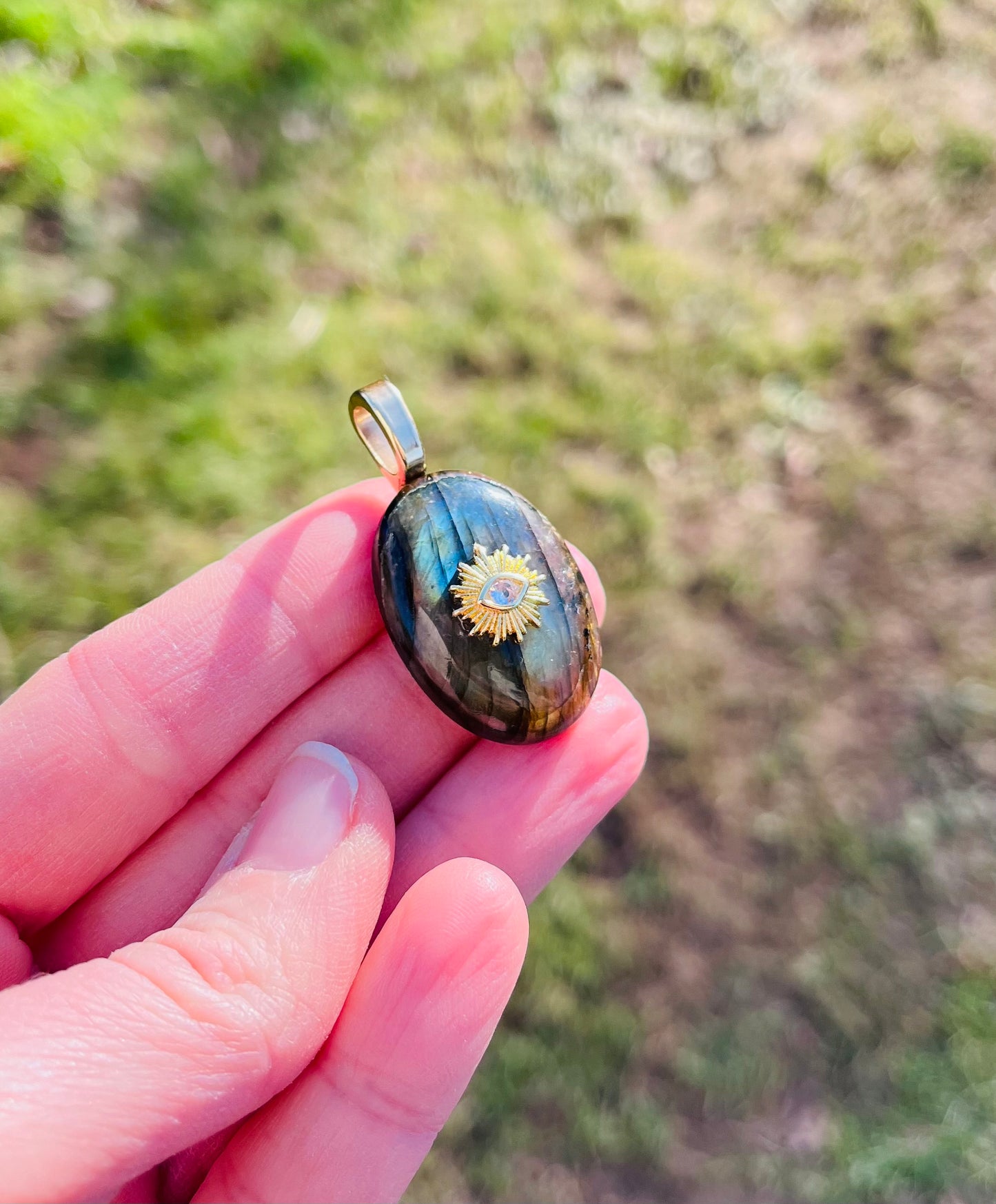Pendentif Labradorite - Protection, Éloignement des énergies négatives