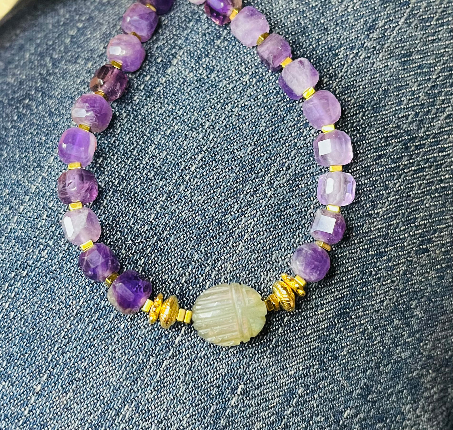 Bracelet talisman scarabée Labradorite et Améthyste