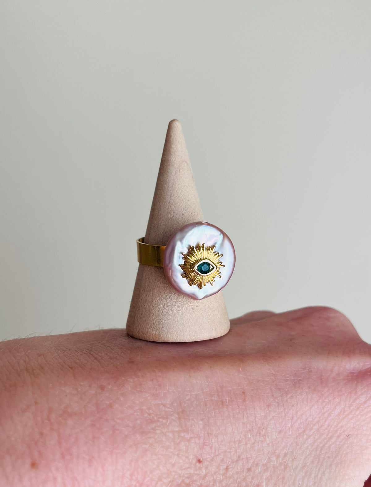 Bague Amulette Perle d’eau douce