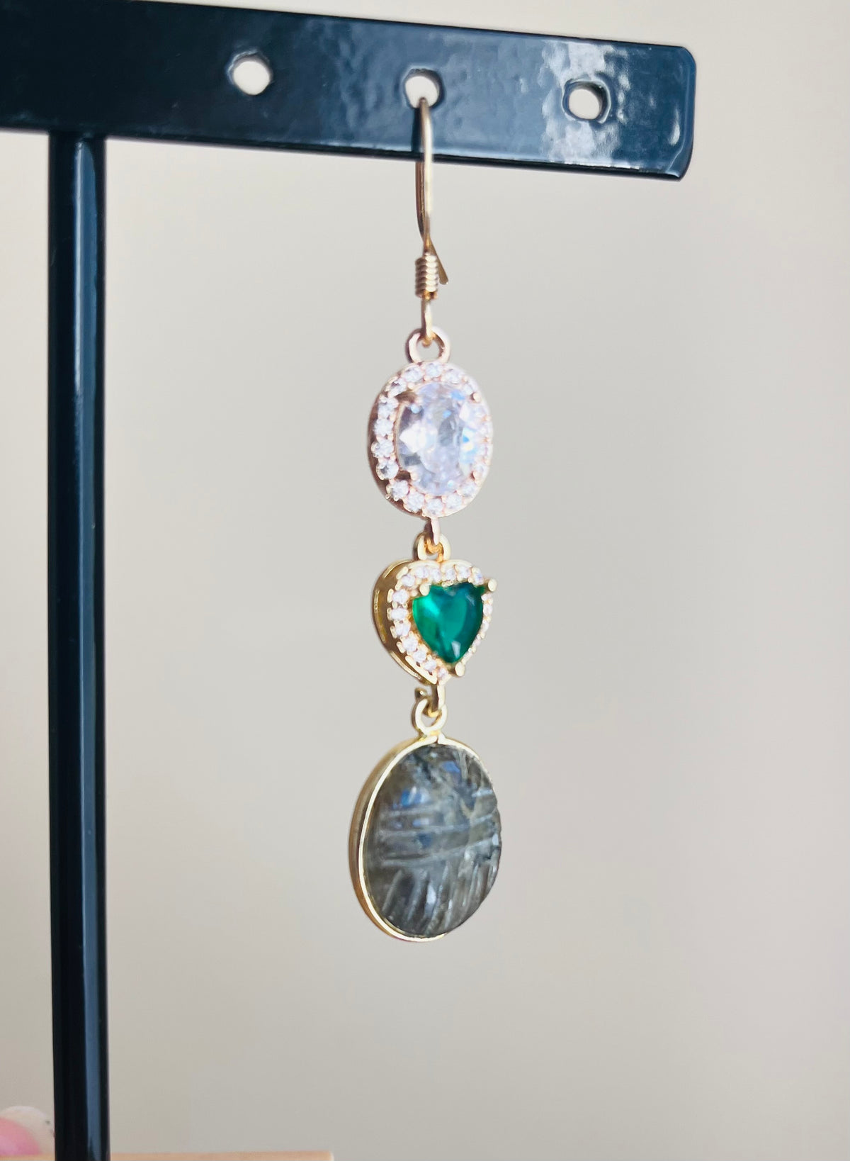 Mono boucle grigri scarabée Labradorite
