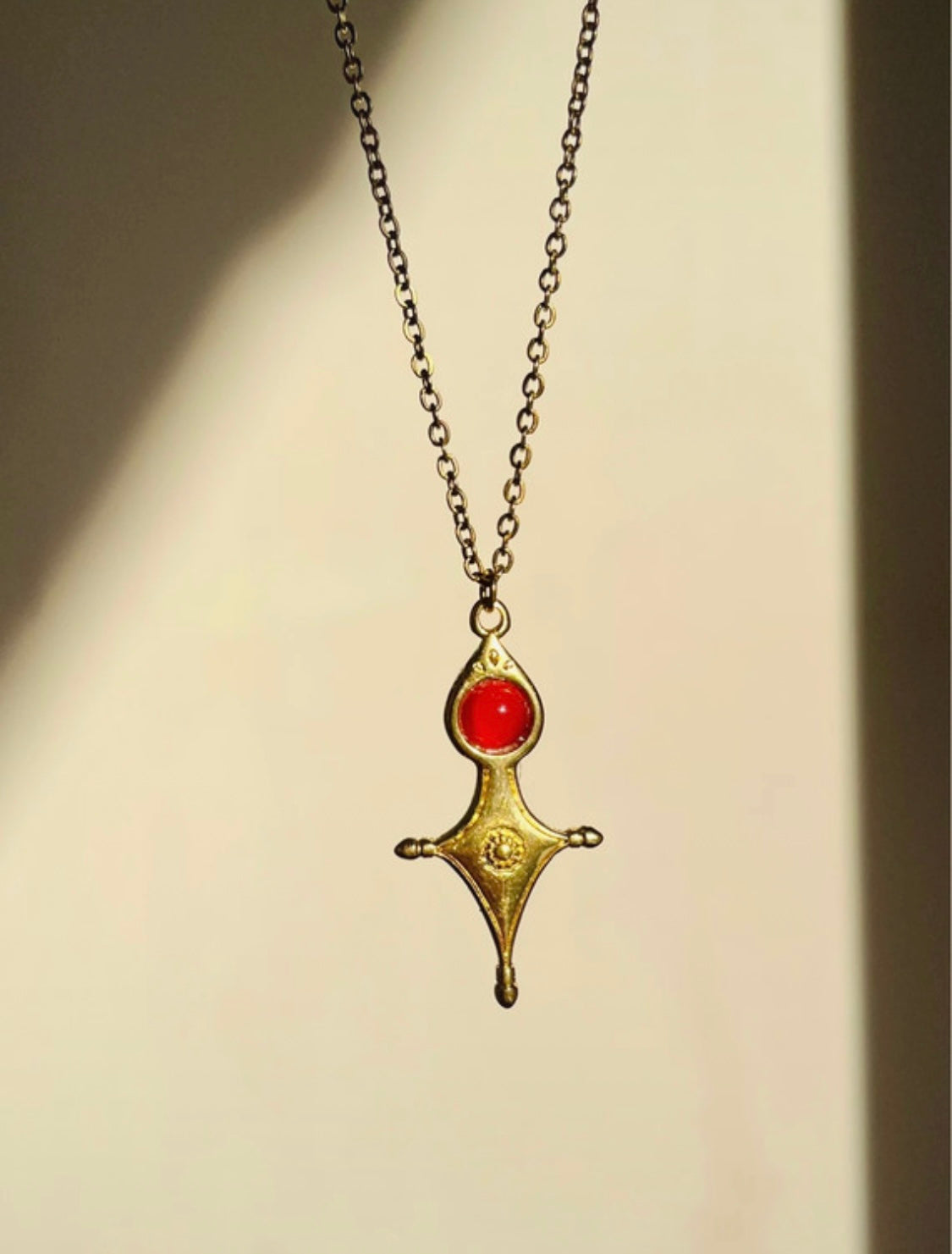 Collier Talisman Croix Touareg Cornaline