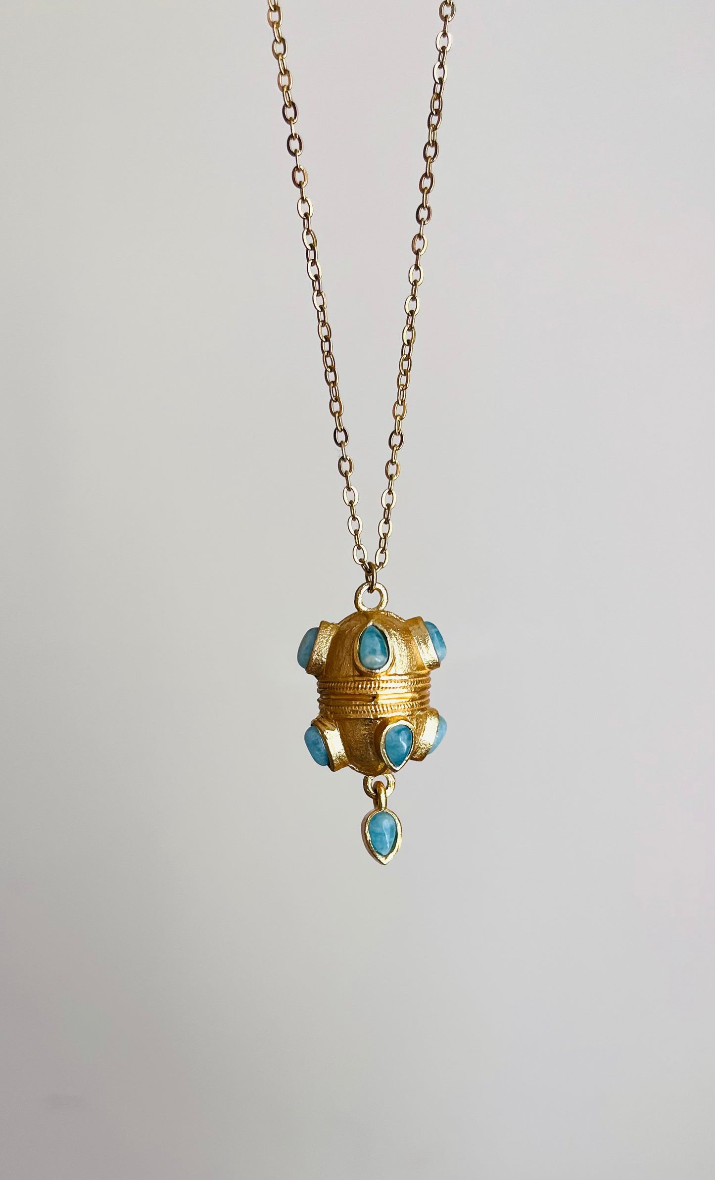 Collier sautoir talisman ethnique Amazonite