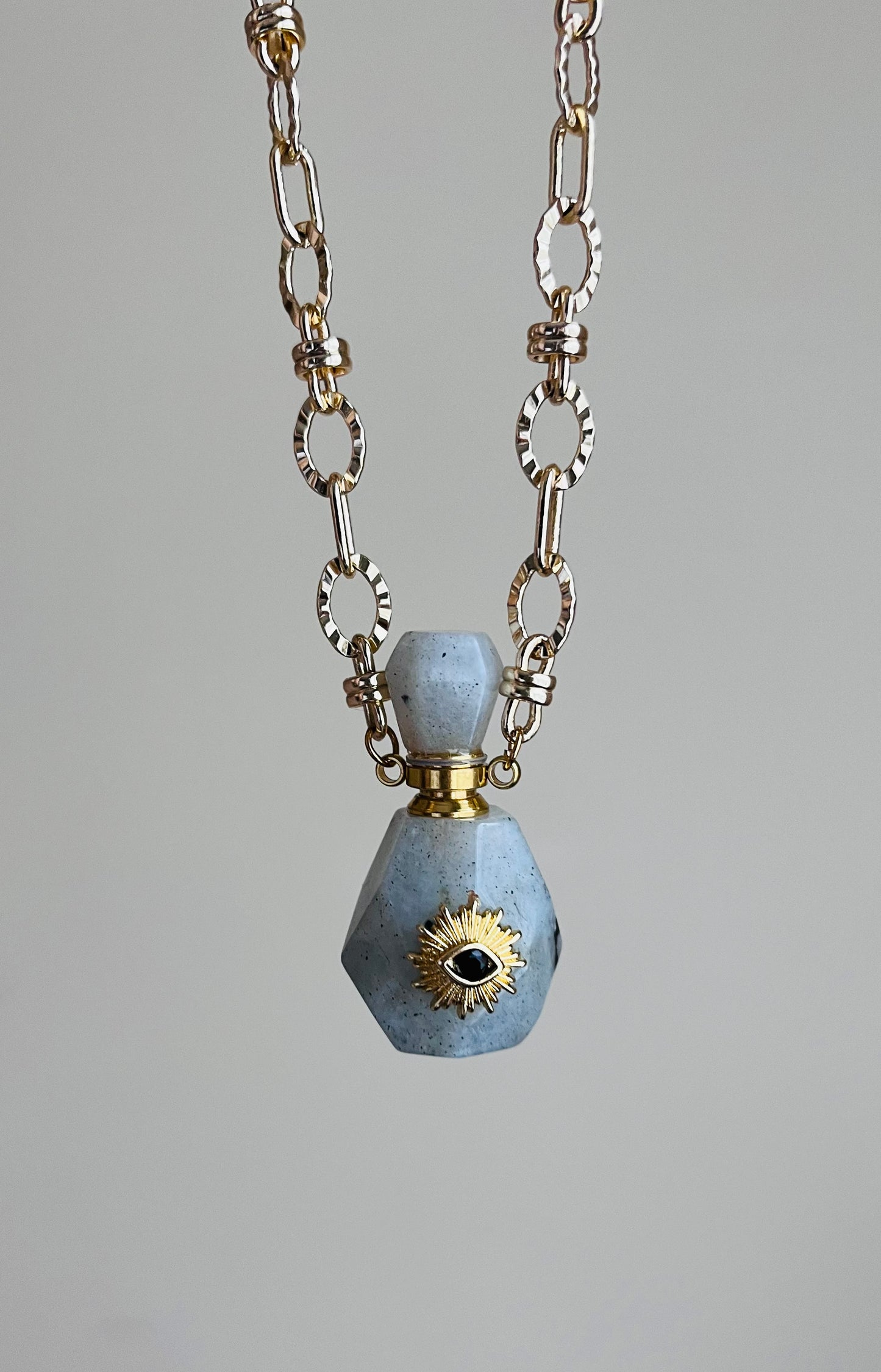 Collier talisman fiole Labradorite