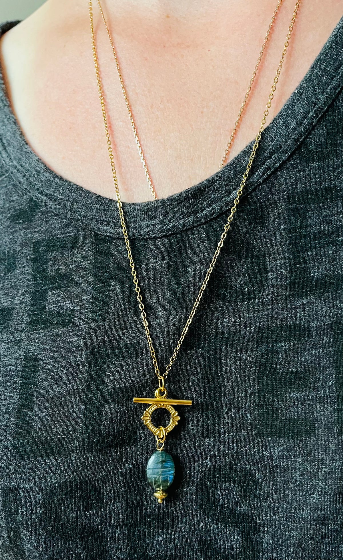 Collier Sautoir grigri scarabée porte bonheur Labradorite