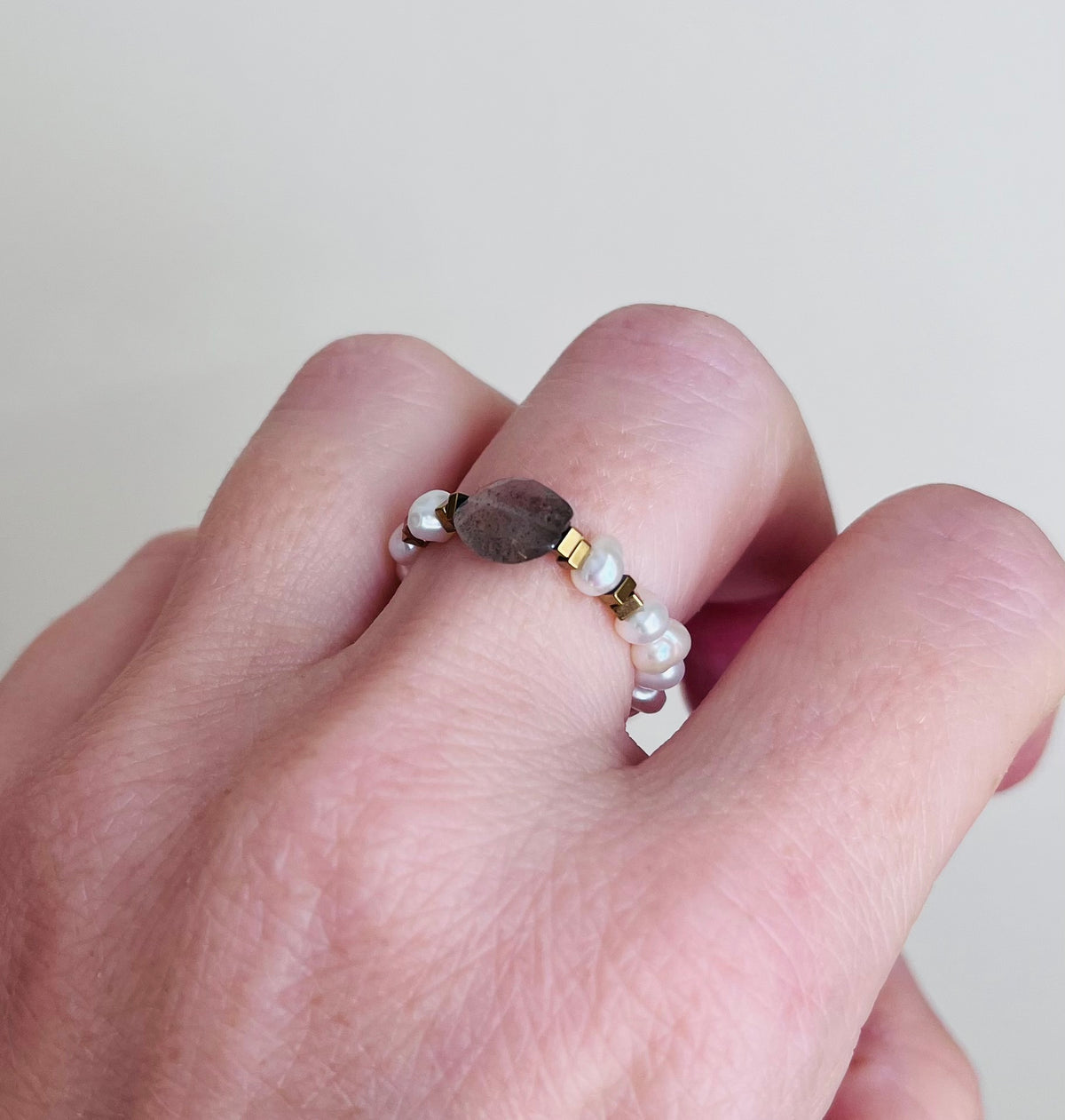 Bague Perles d’eau douce et Labradorite