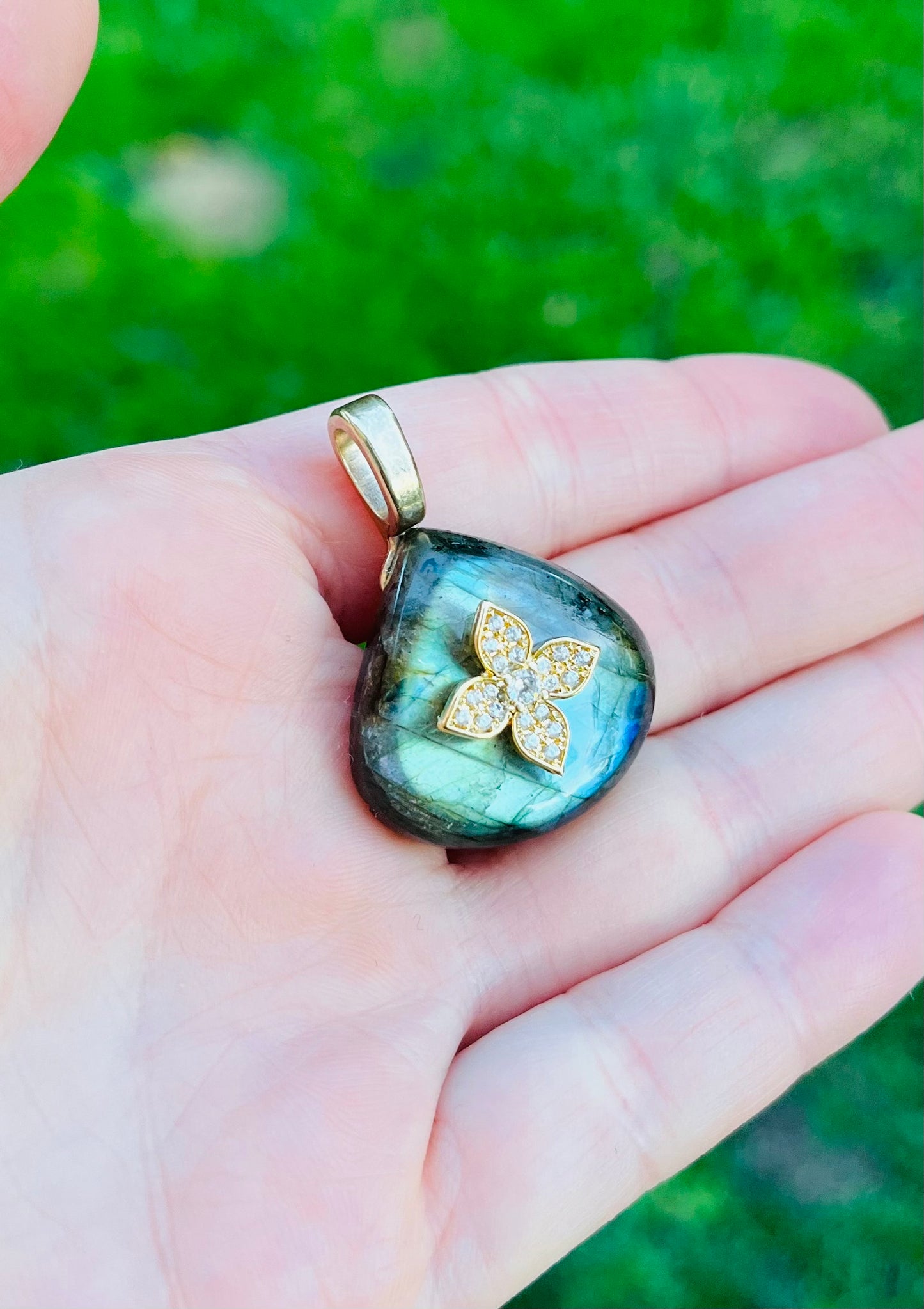 Pendentif goutte Labradorite