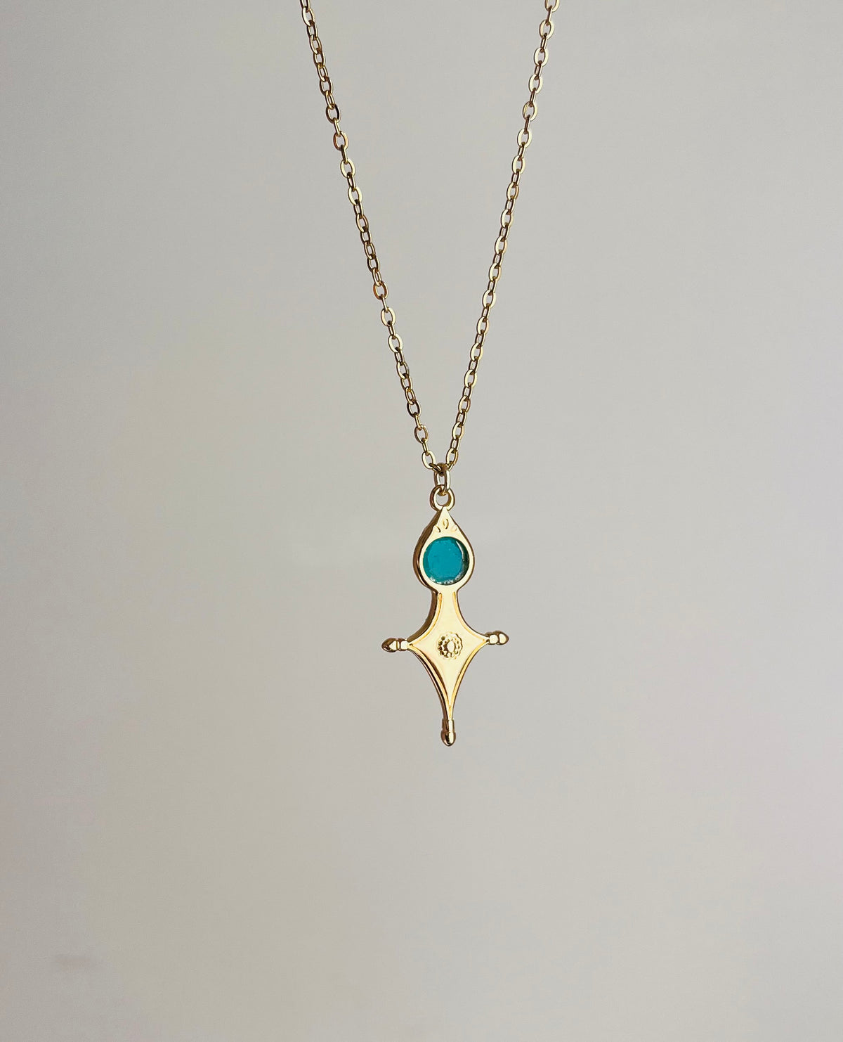 Collier grigri Croix Touareg Onyx vert