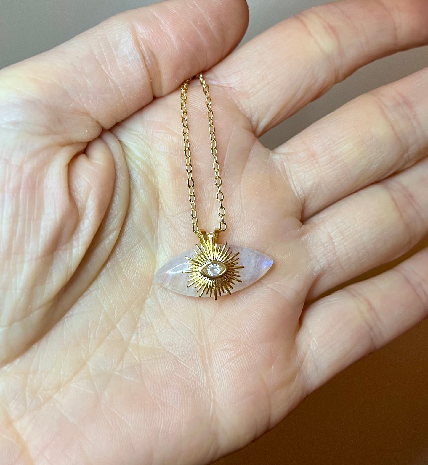 Collier talisman œil protecteur Pierre de Lune