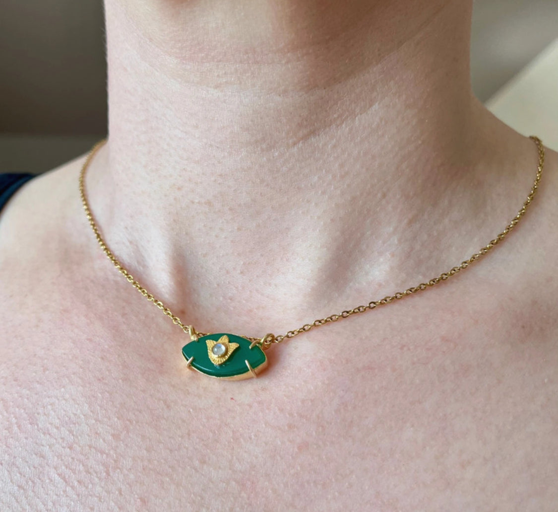 Collier amulette œil protecteur Onyx vert