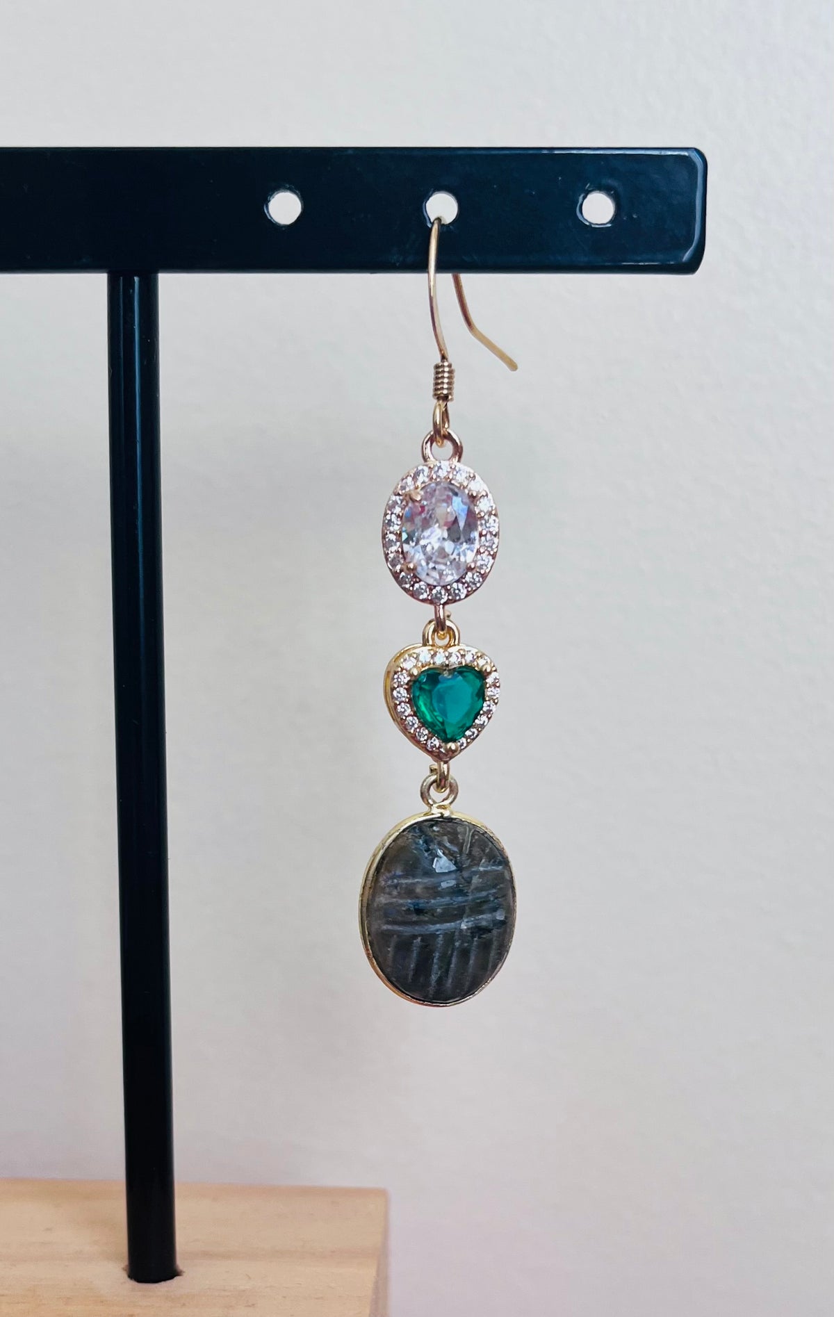 Mono boucle grigri scarabée Labradorite
