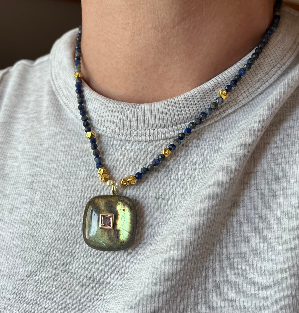Collier talisman Labradorite et Lapis-Lazuli