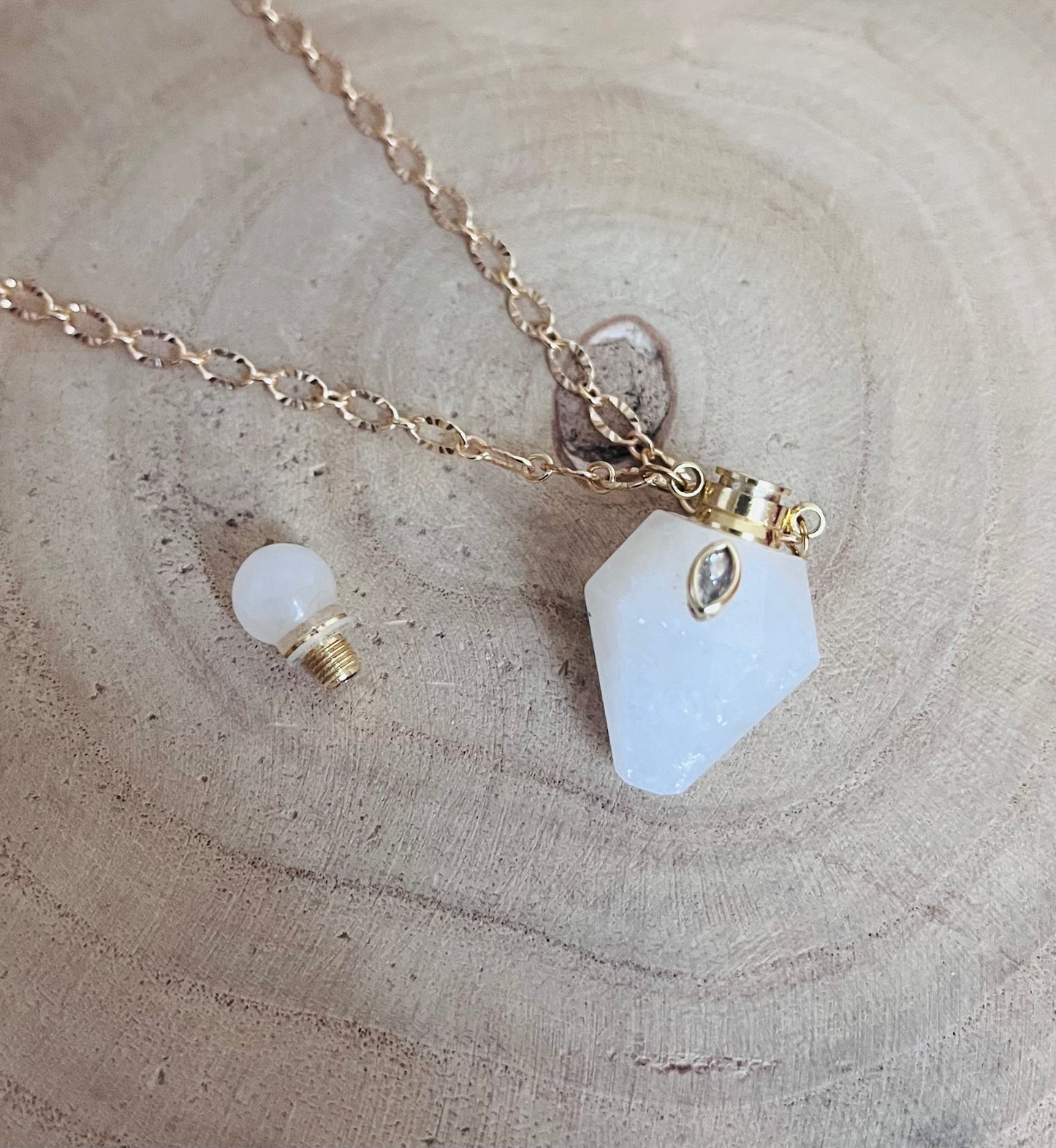 Collier sautoir grigri fiole Quartz
