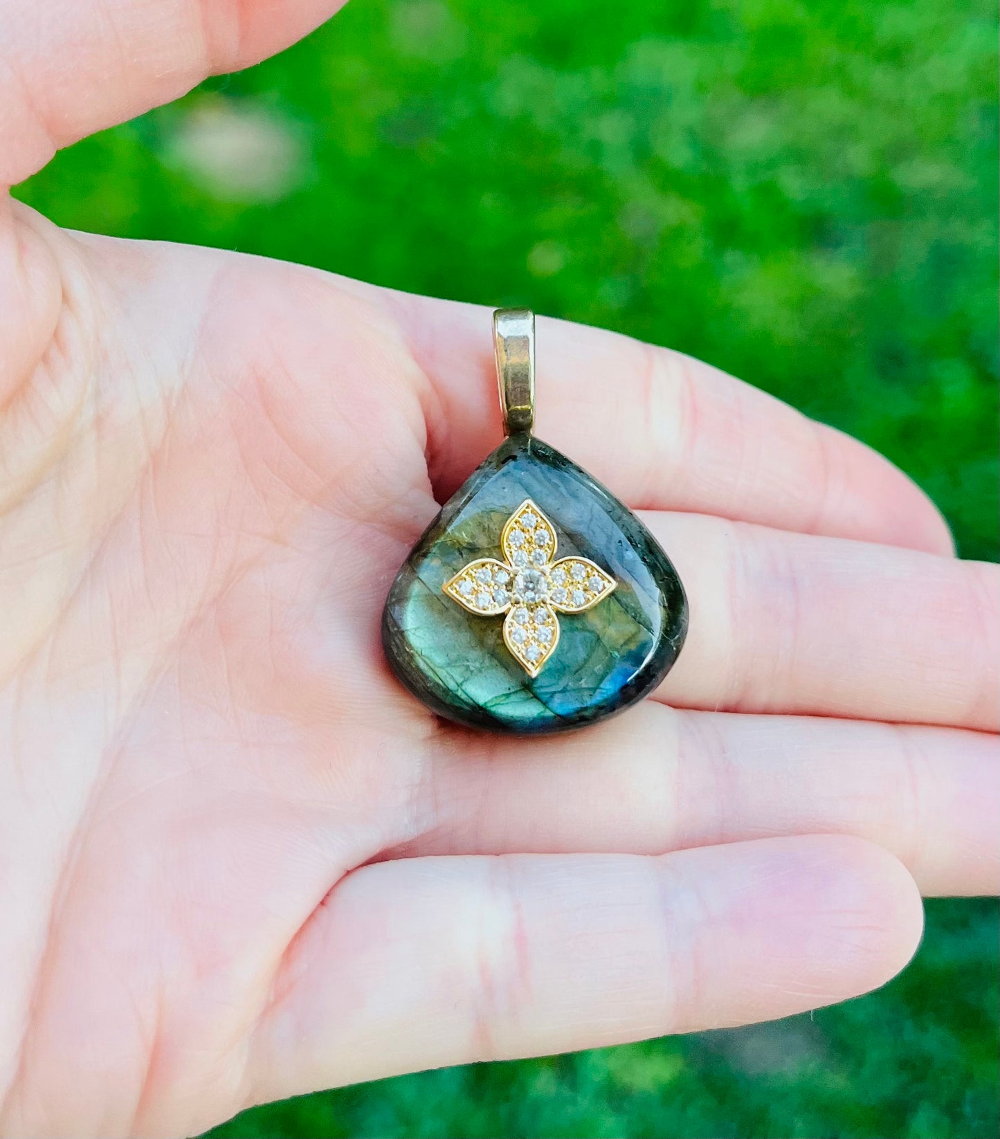 Pendentif goutte Labradorite