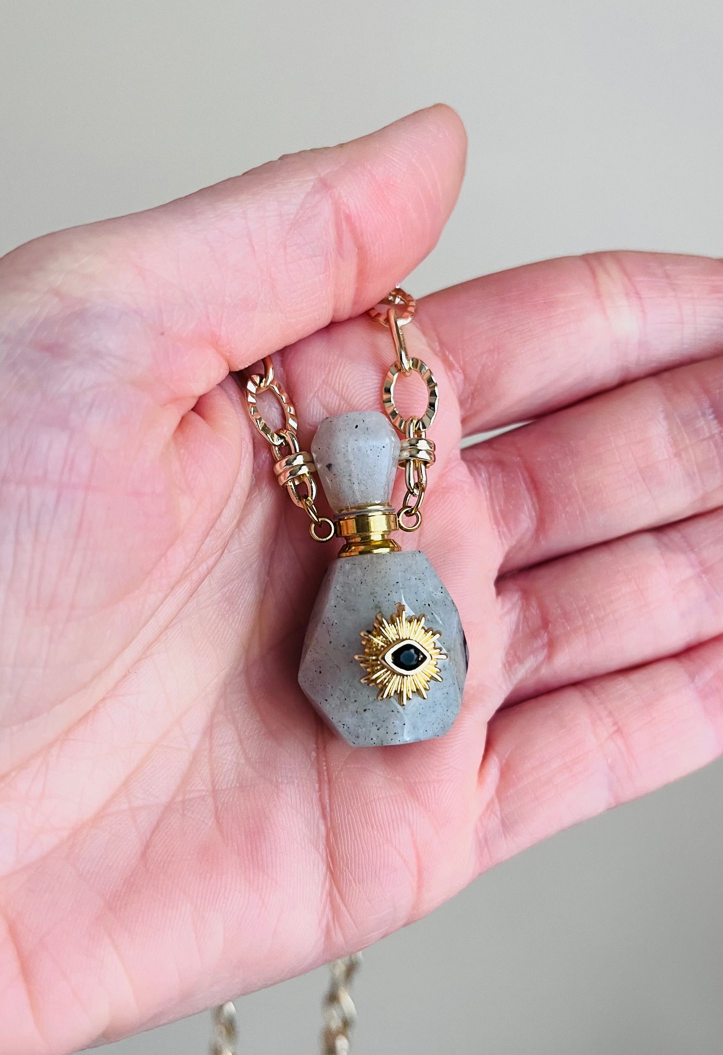 Collier talisman fiole Labradorite