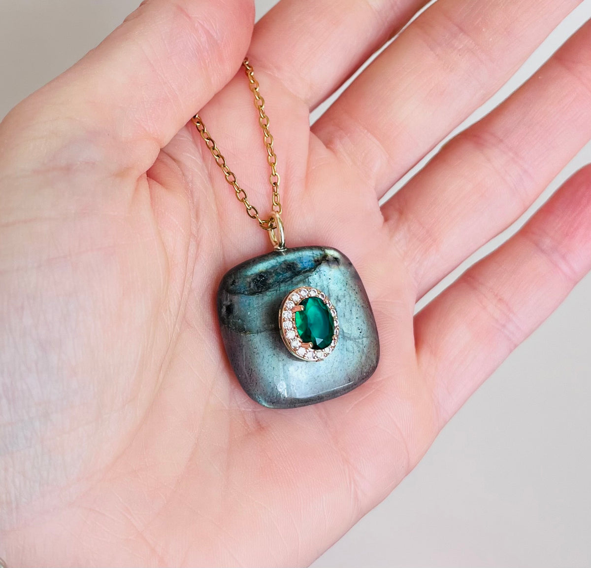 Sautoir grigri Labradorite