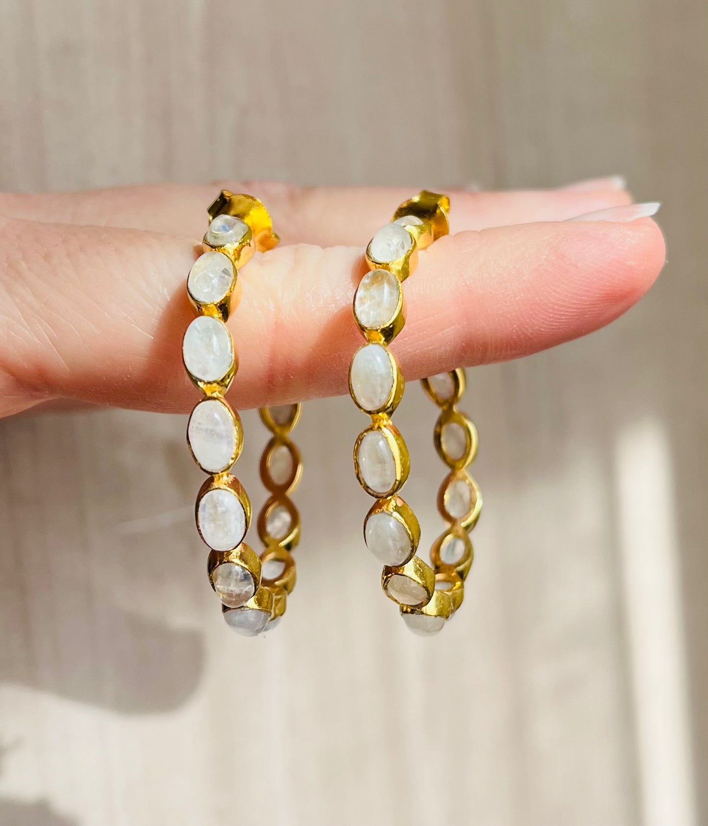 Boucles d’oreilles créoles Pierre de Lune