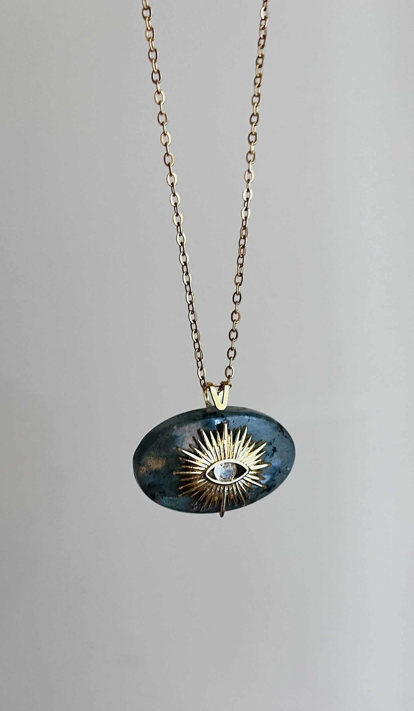 Collier sautoir protecteur grigri Labradorite