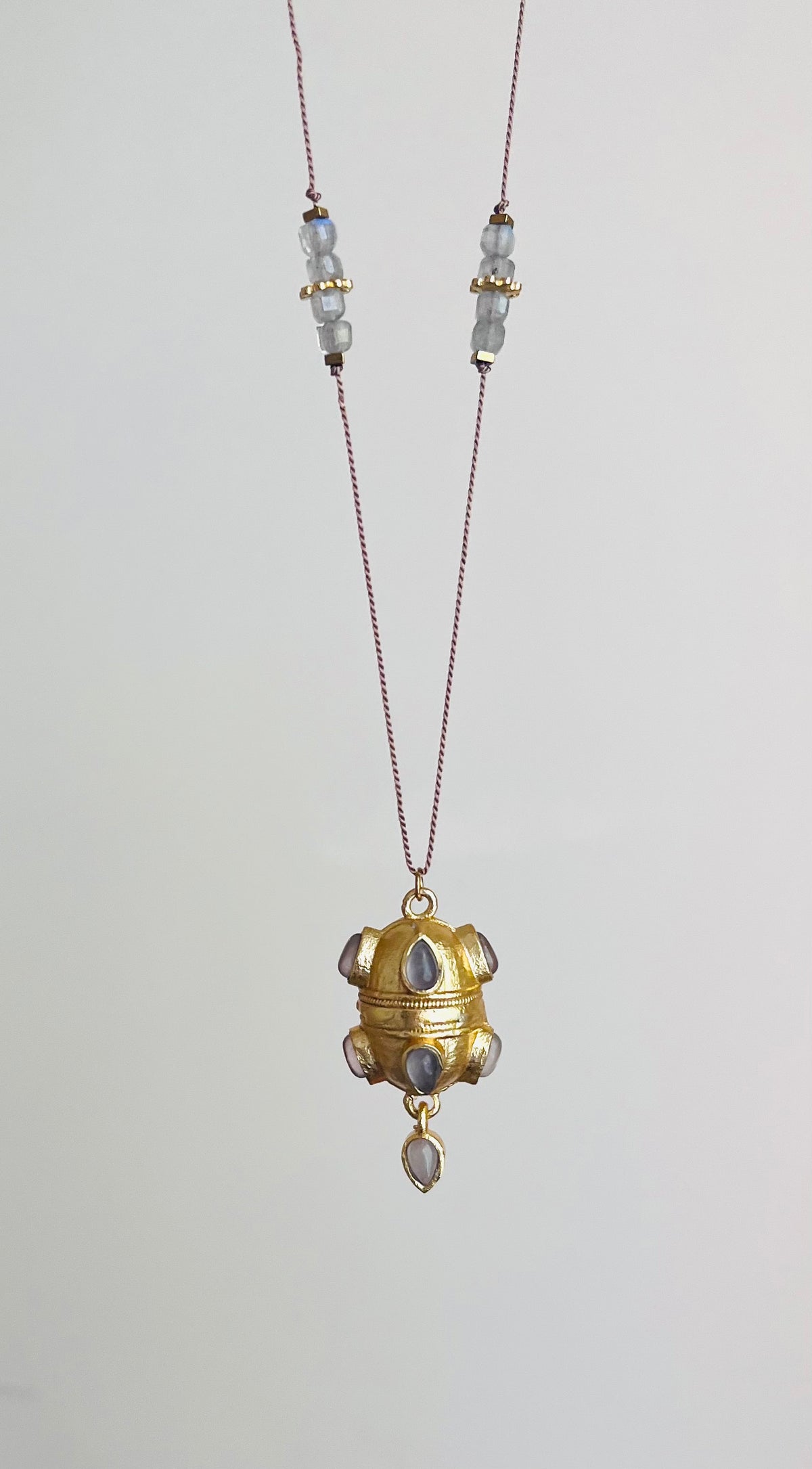 Collier Sautoir talisman ethnique Labradorite