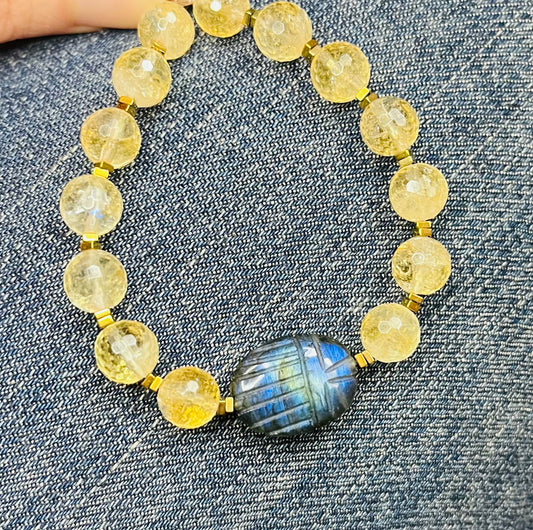 Bracelet amulette scarabée Labradorite et Citrine