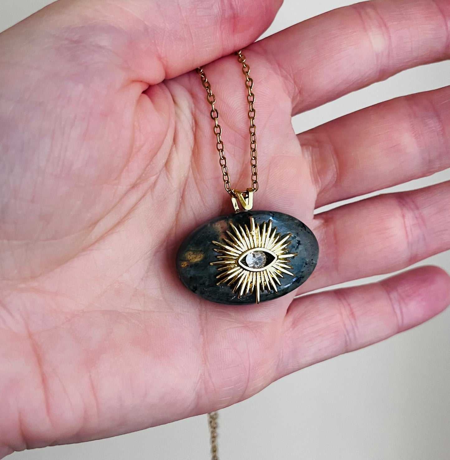 Collier sautoir protecteur grigri Labradorite
