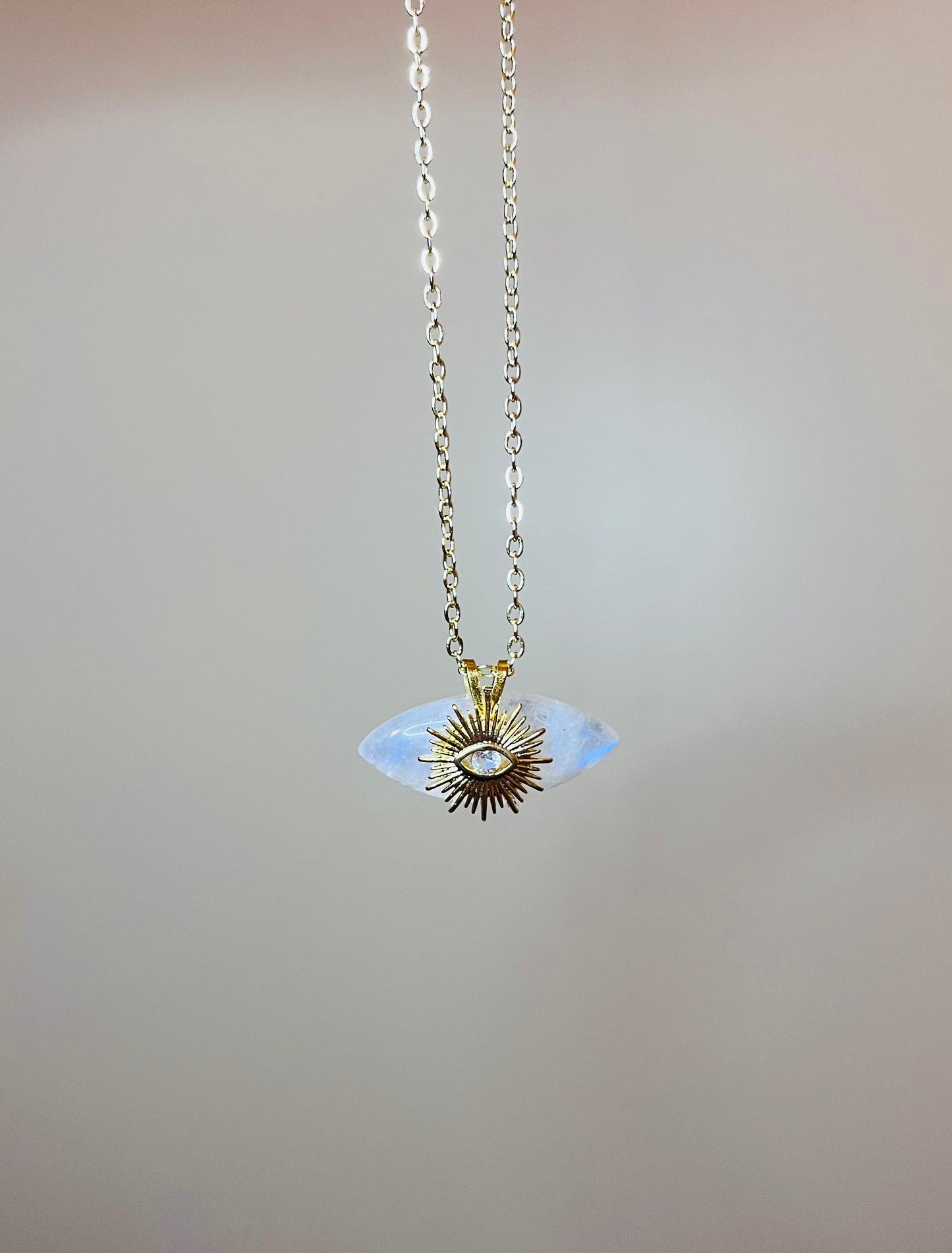 Collier talisman œil protecteur Pierre de Lune