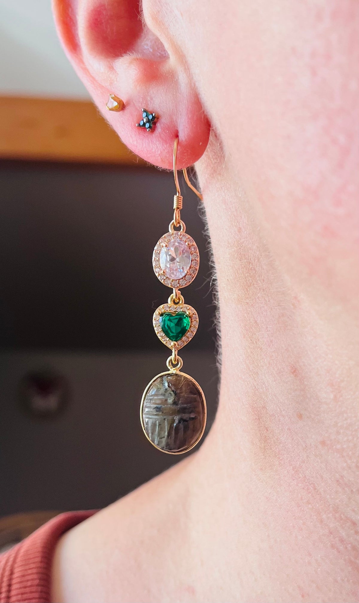 Mono boucle grigri scarabée Labradorite
