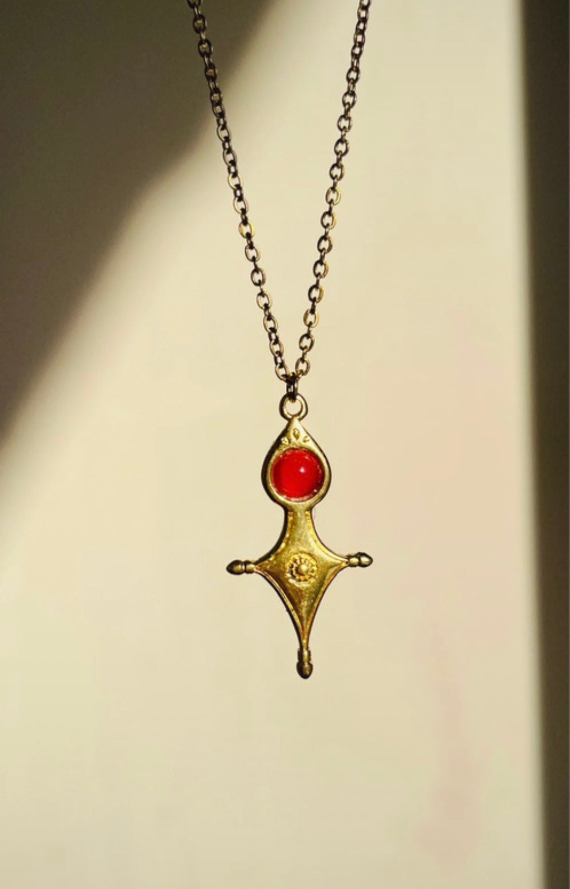 Collier Talisman Croix Touareg Cornaline