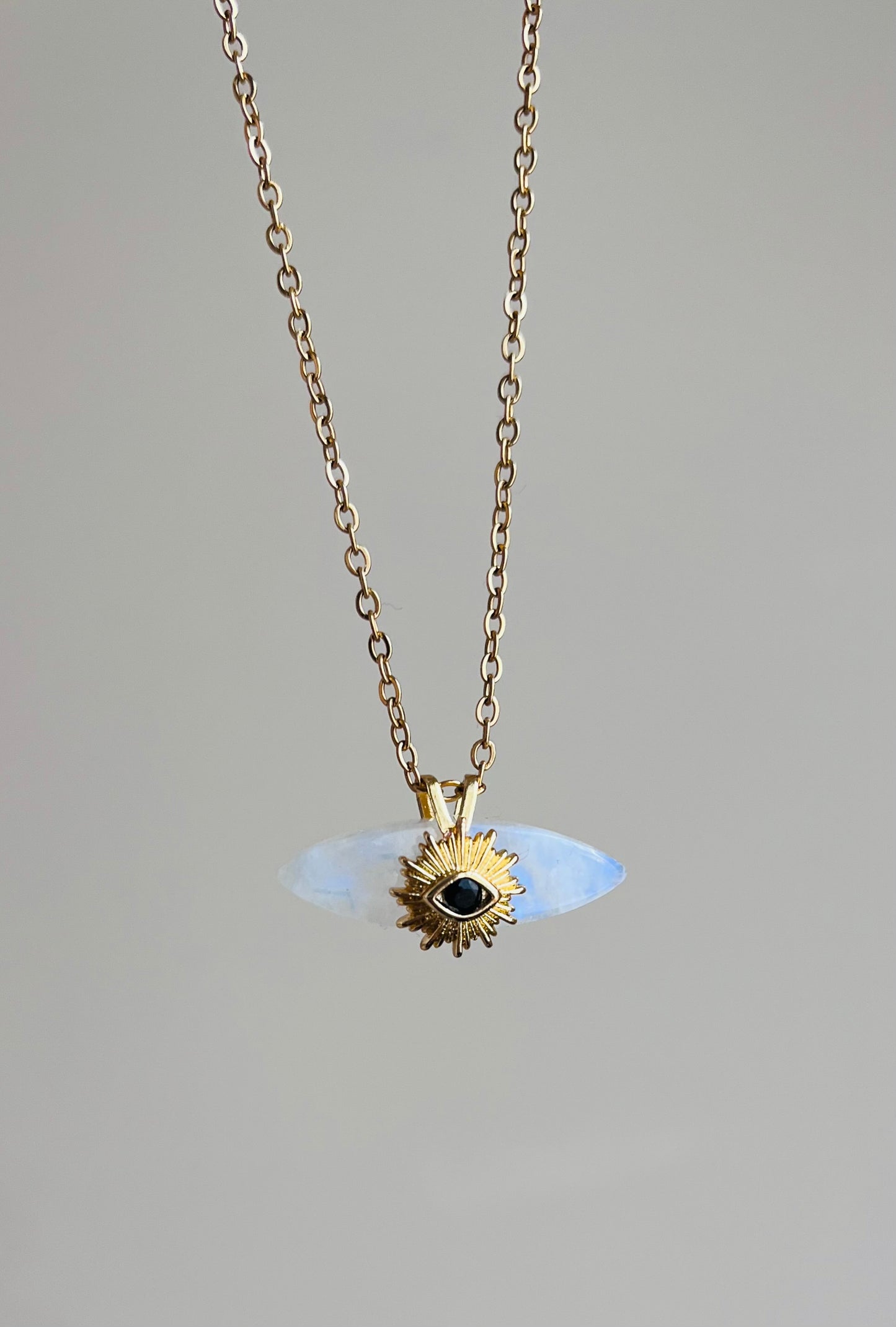 Collier talisman œil protecteur Pierre de Lune