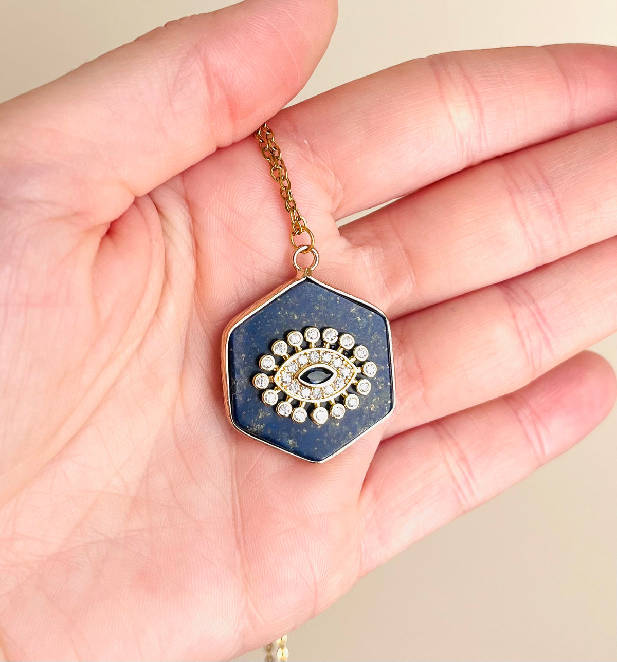Collier talisman Lapis-lazuli
