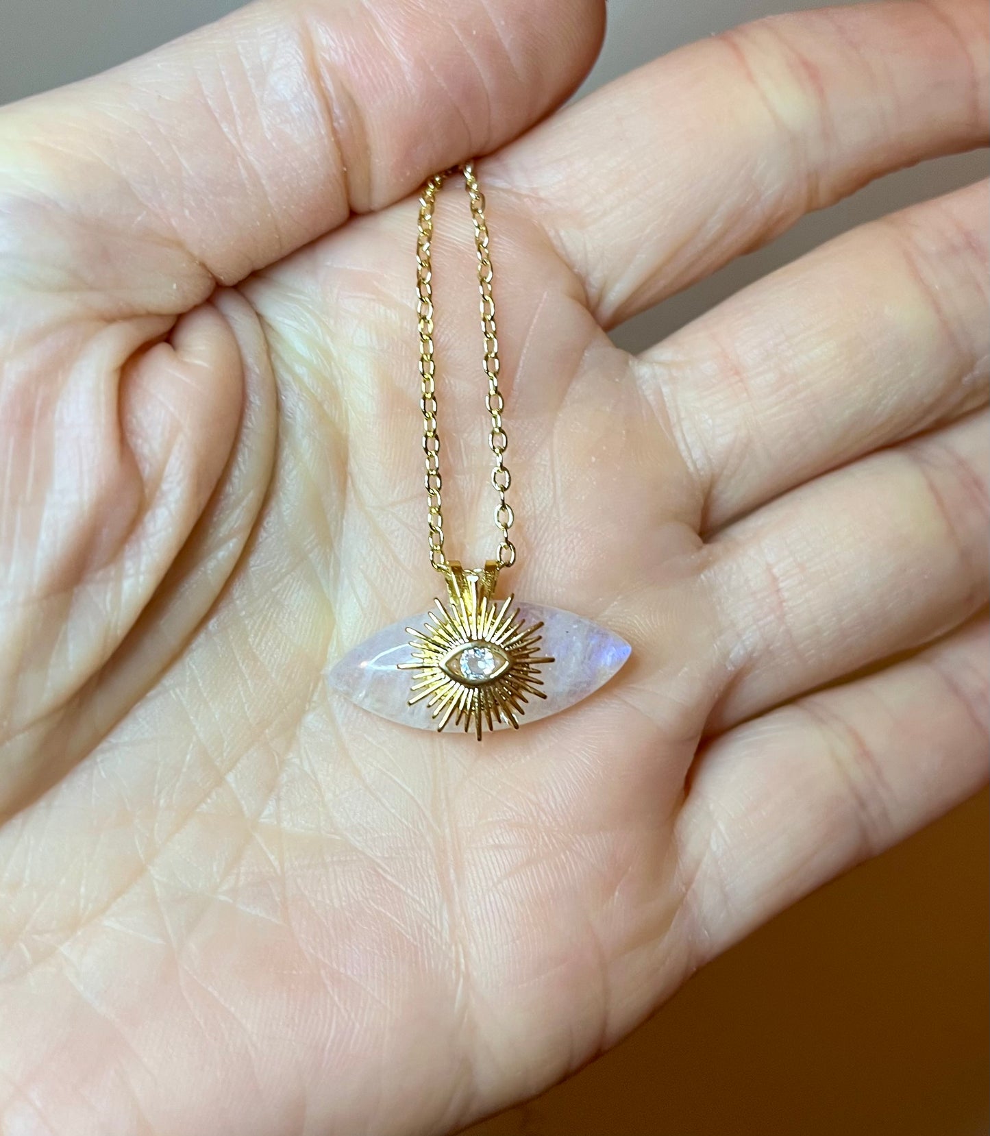 Collier talisman œil protecteur Pierre de Lune