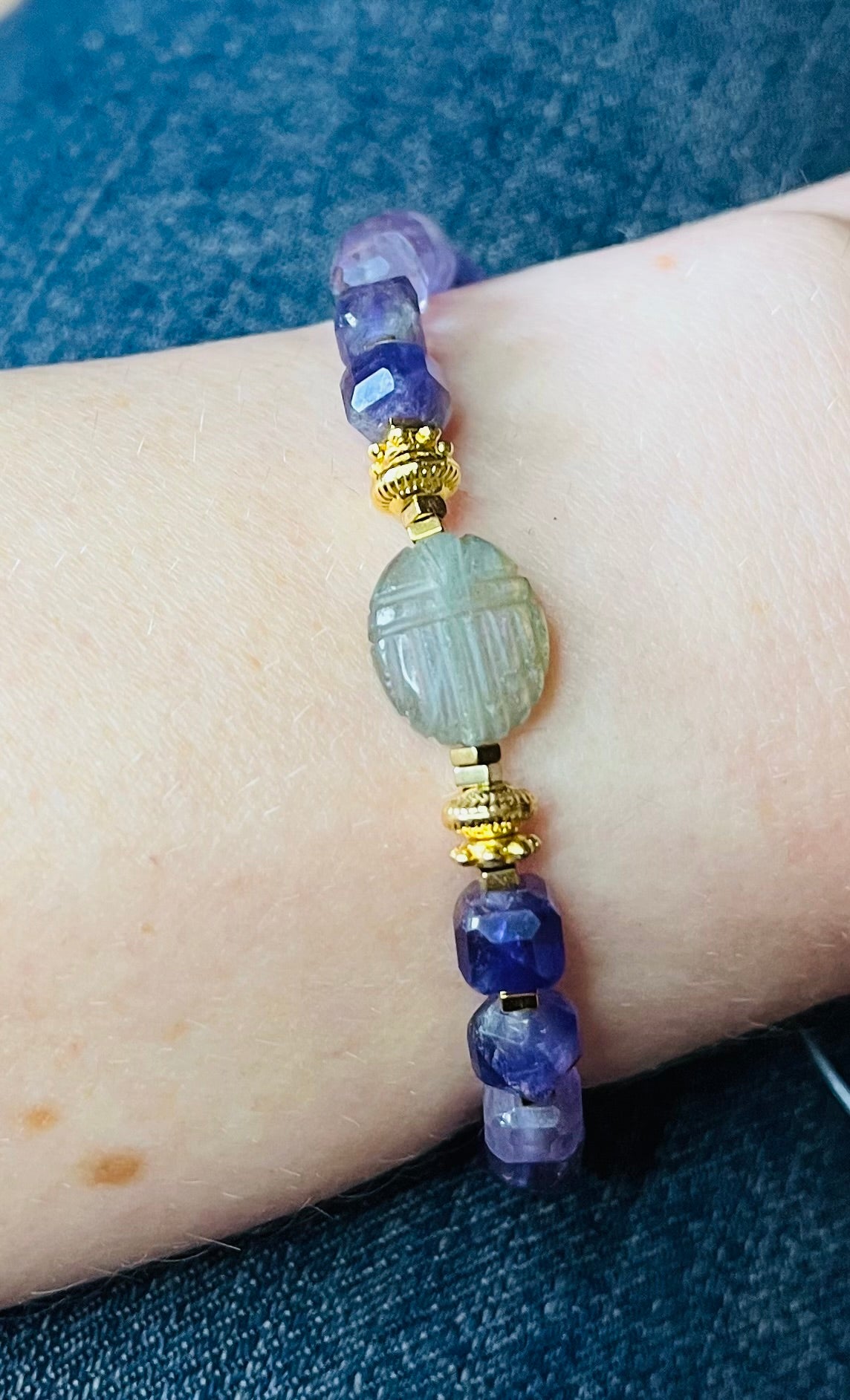 Bracelet talisman scarabée Labradorite et Améthyste