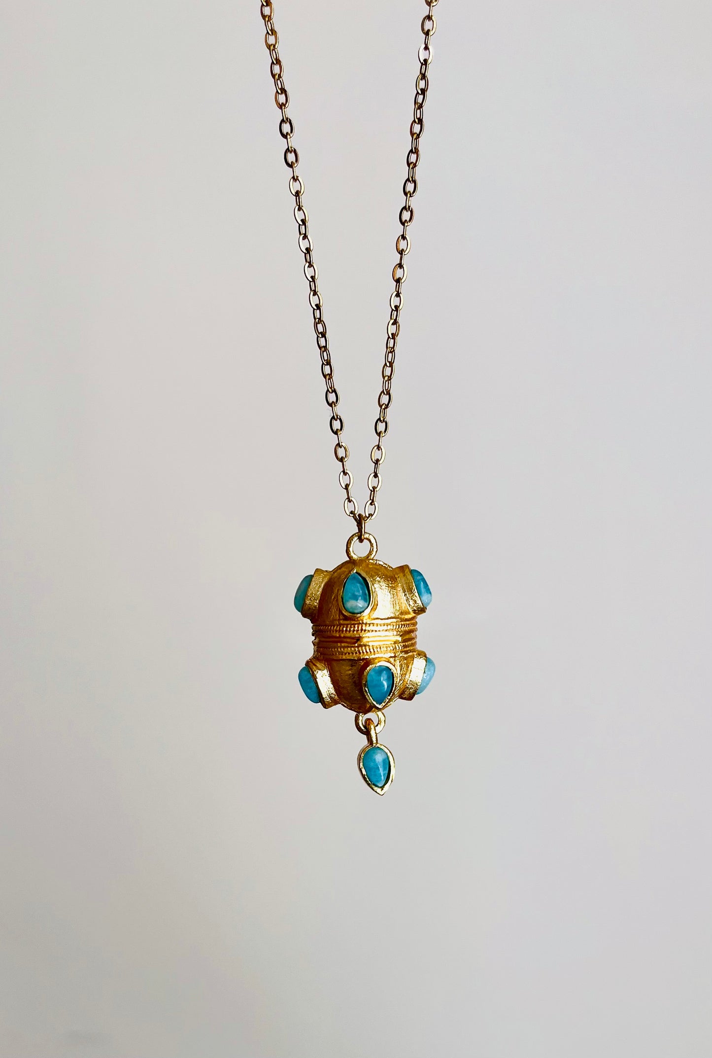 Collier sautoir talisman ethnique Amazonite