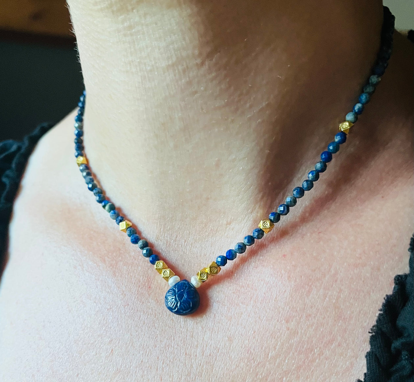 Collier talisman Lapis-lazuli