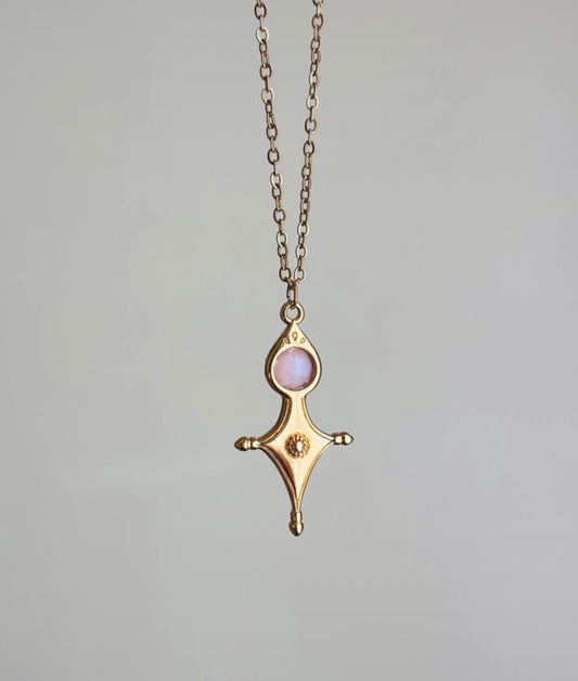 Collier talisman Croix Touareg Opale rose