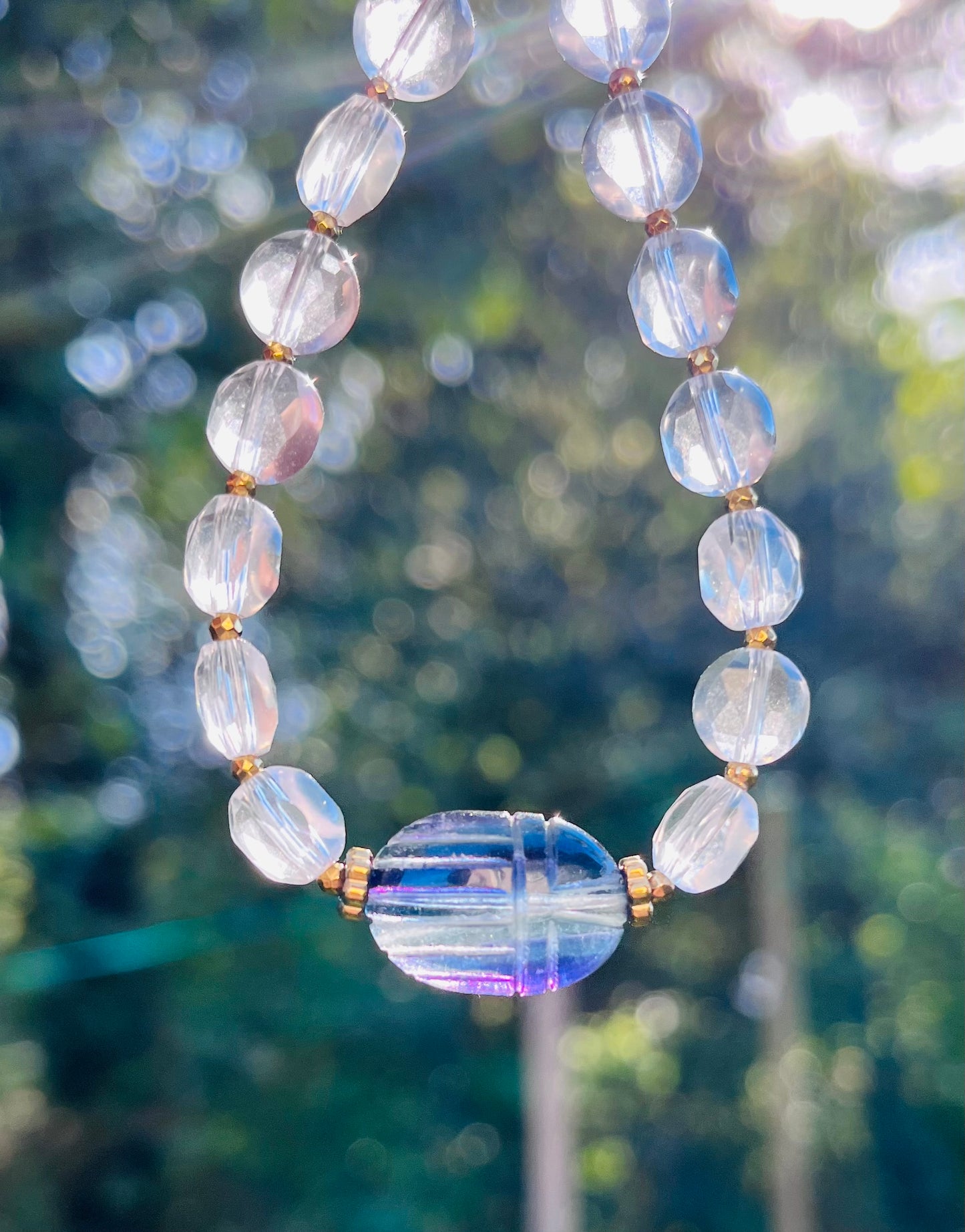 Bracelet amulette scarabée Fluorite et Cristal de Roche