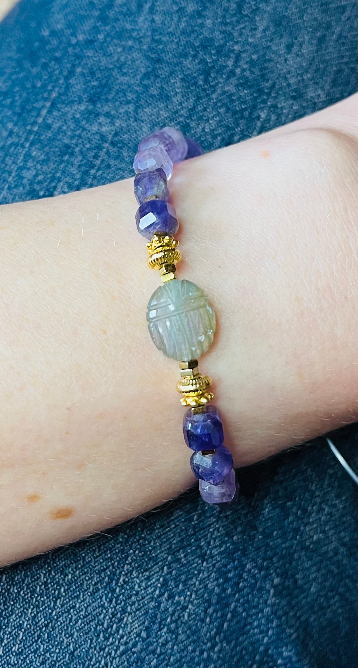 Bracelet talisman scarabée Labradorite et Améthyste