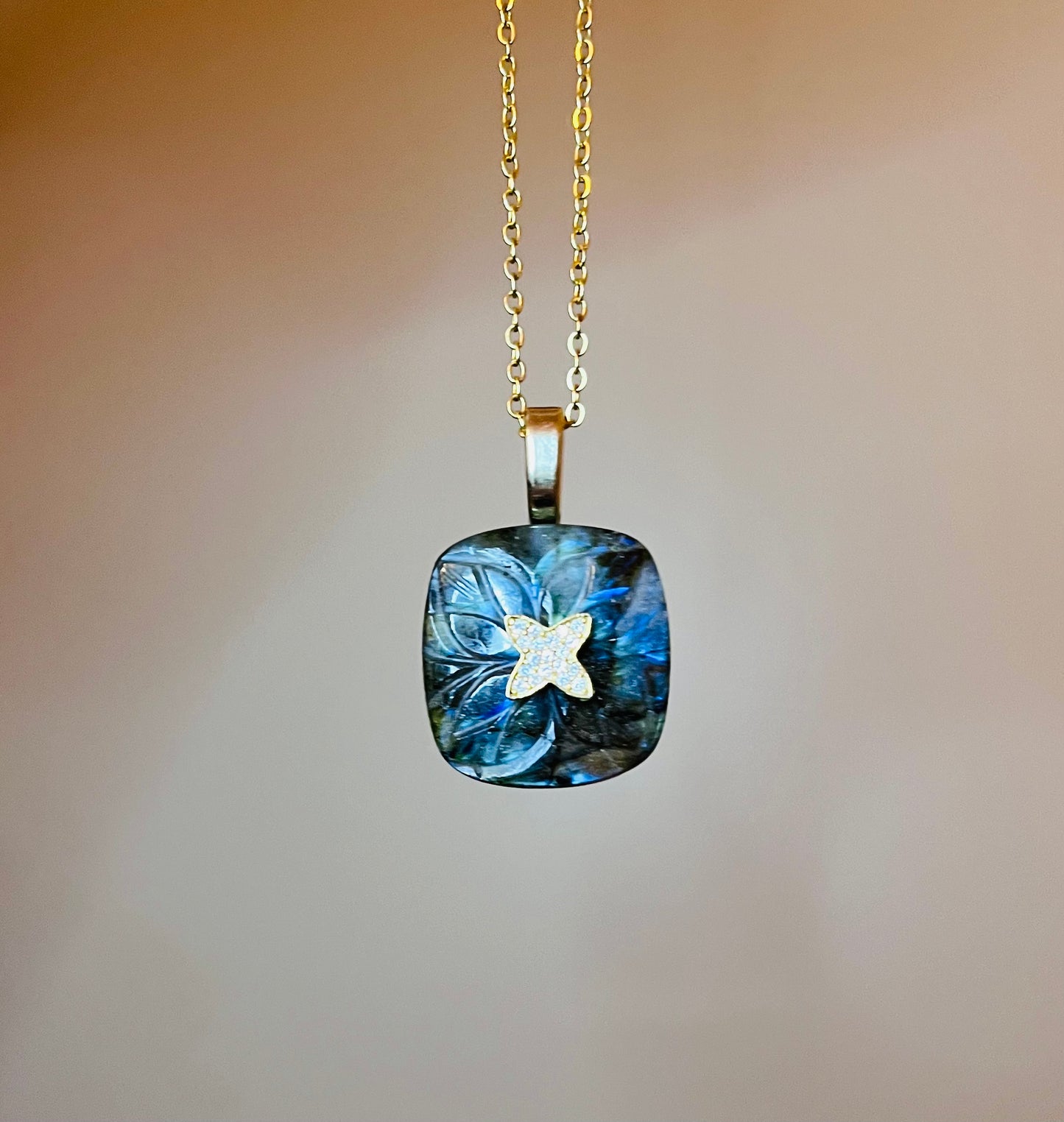 Collier talisman protecteur Labradorite - Éloignement des énergies négatives