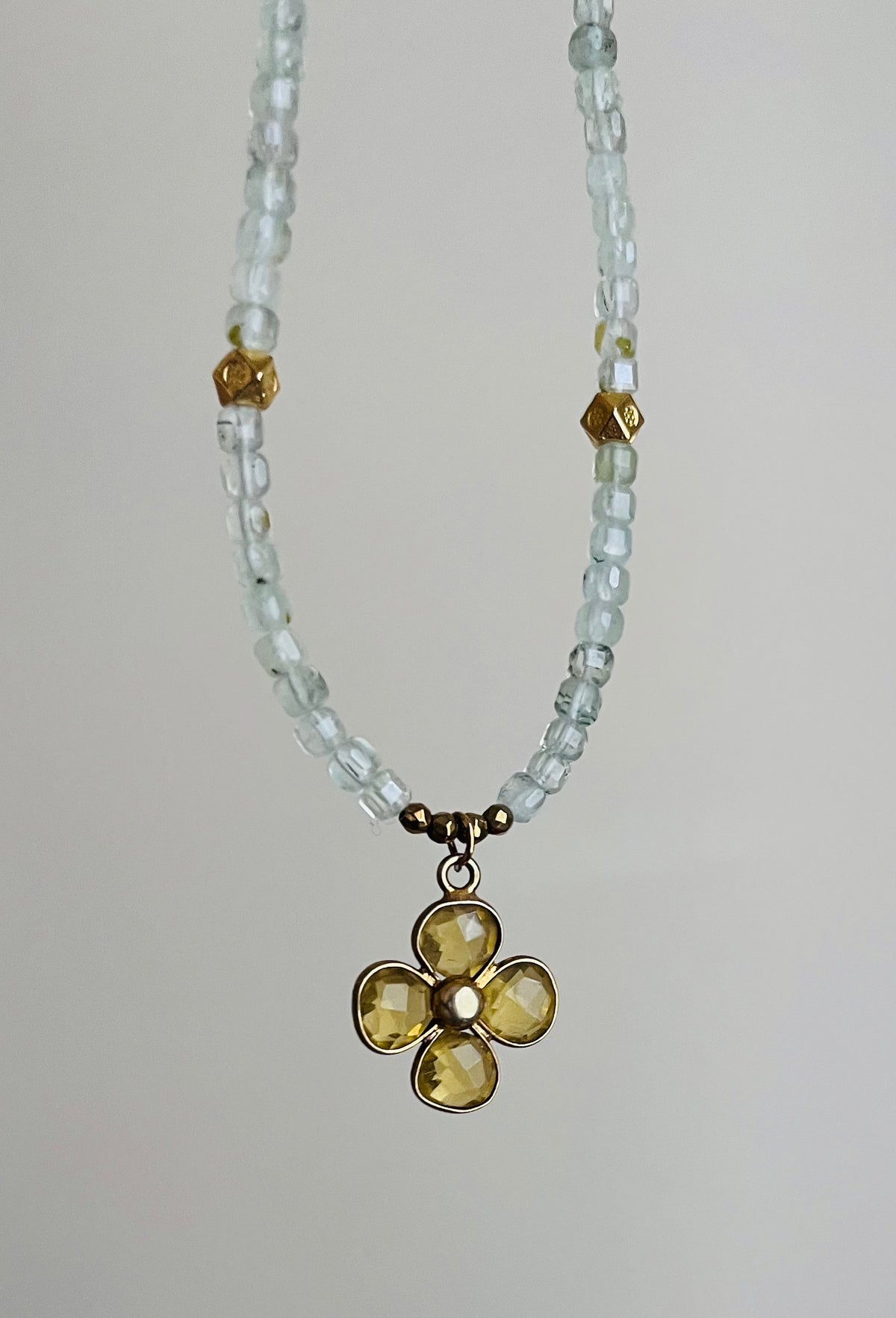 Collier Préhnite et Citrine