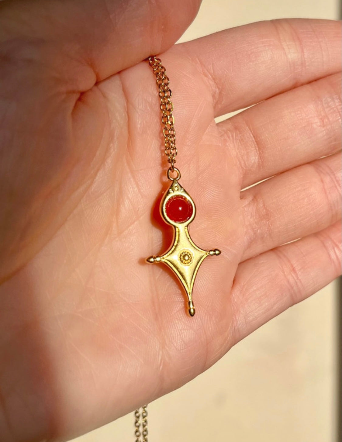 Collier Talisman Croix Touareg Cornaline