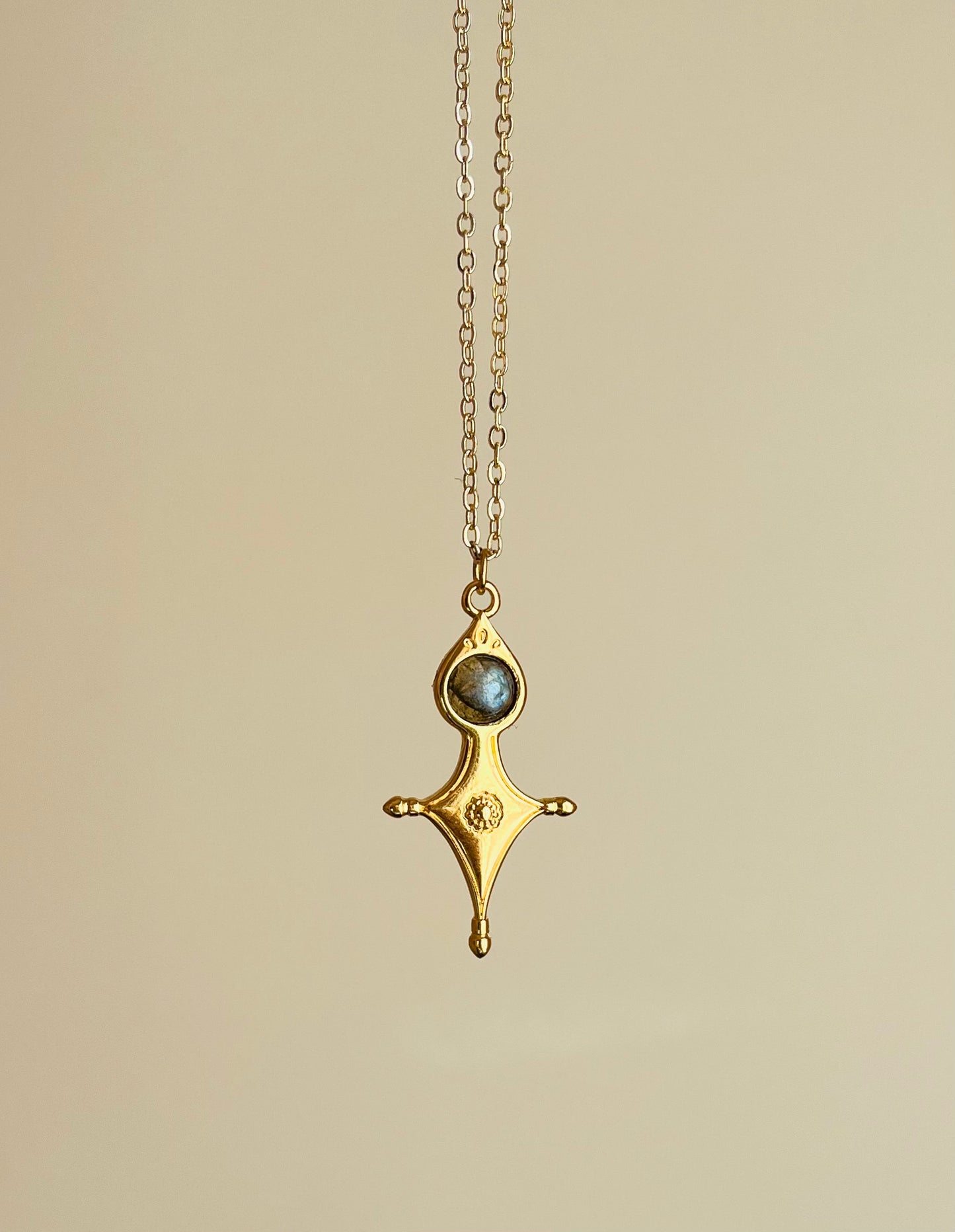 Collier Talisman Croix Touareg Labradorite