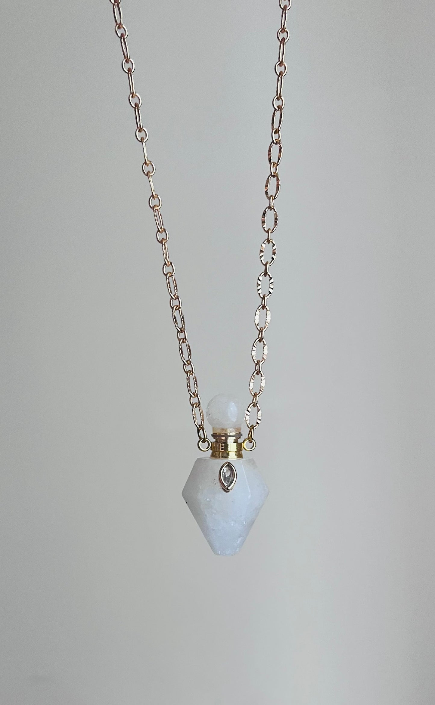 Collier sautoir grigri fiole Quartz